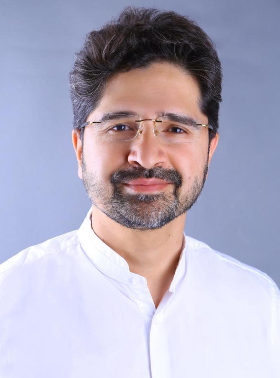 Dr. Vishwadeep Sharma